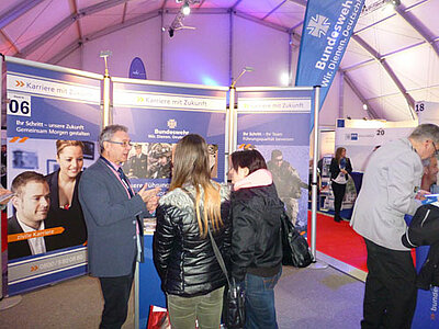 Teilnehmer des EBW besuchten Jobmesse Nürnberg Teilnehmer des EBW besuchten Jobmesse Nürnberg