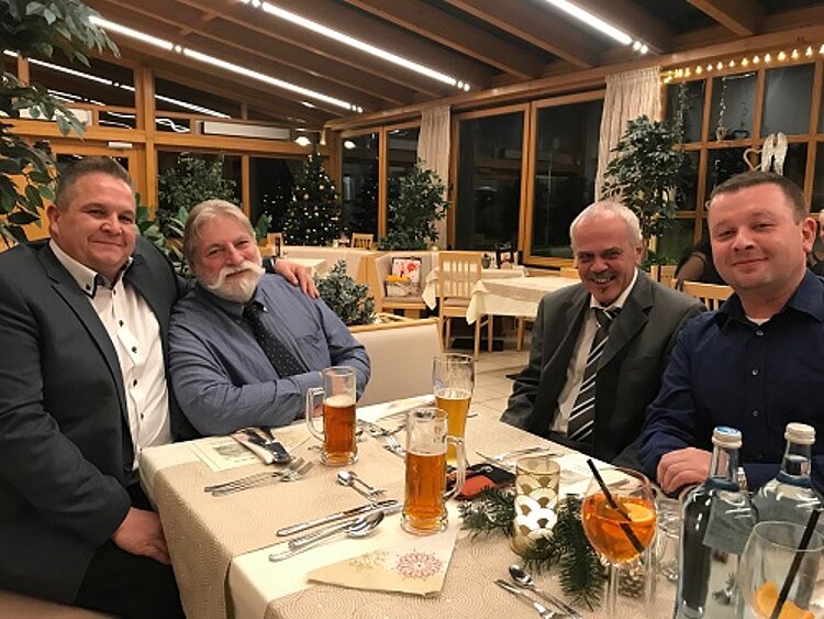 Gemeinsame Weihnachtsfeier von EBW und ZAW Gemeinsame Weihnachtsfeier von EBW und ZAW