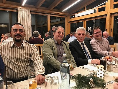 Gemeinsame Weihnachtsfeier von EBW und ZAW Gemeinsame Weihnachtsfeier von EBW und ZAW