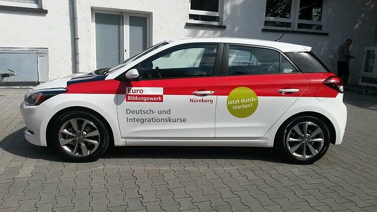 EBW und ZAW starten mit neuem Firmenwagen durch EBW und ZAW starten mit neuem Firmenwagen durch