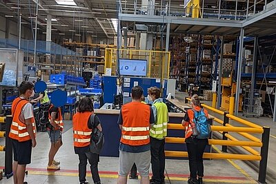 Berufsorientierung vor Ort – Werkstattschule goes Logistik Berufsorientierung vor Ort – Werkstattschule goes Logistik