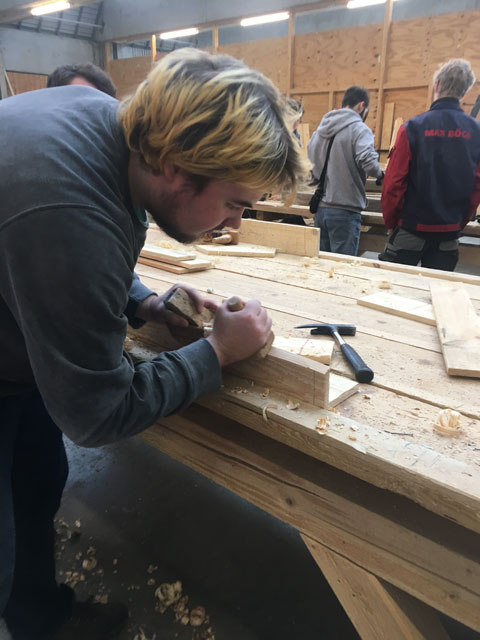 Exkursion der Jugendwerkstatt zur HWK und ins Bauindustriezentrum Exkursion der Jugendwerkstatt zur HWK und ins Bauindustriezentrum-5