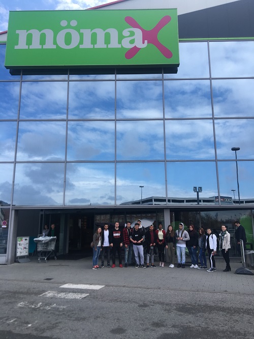 Betriebsbesichtigung bei MÖMAX Betriebsbesichtigung bei MÖMAX -4