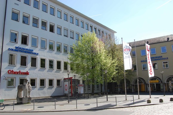 Firmenbesichtigung einer Rossmann-Filiale Firmenbesichtigung einer Rossmann-Filiale-1
