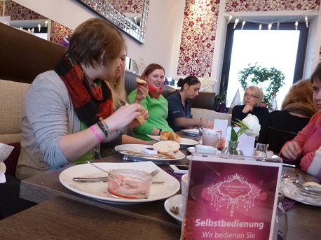 Weihnachtsfeier der BaE-Auszubildenden Weihnachtsfeier der BaE-Auszubildenden-2